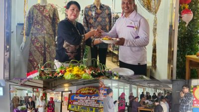 Peresmian Butik Selaras
