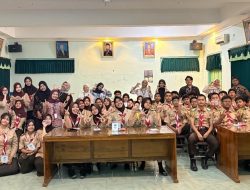 Mahasiswa KKN-T Universitas Alma Ata Edukasi Siswa SMAN 1 Muntilan Cegah Hipertensi Sejak Remaja